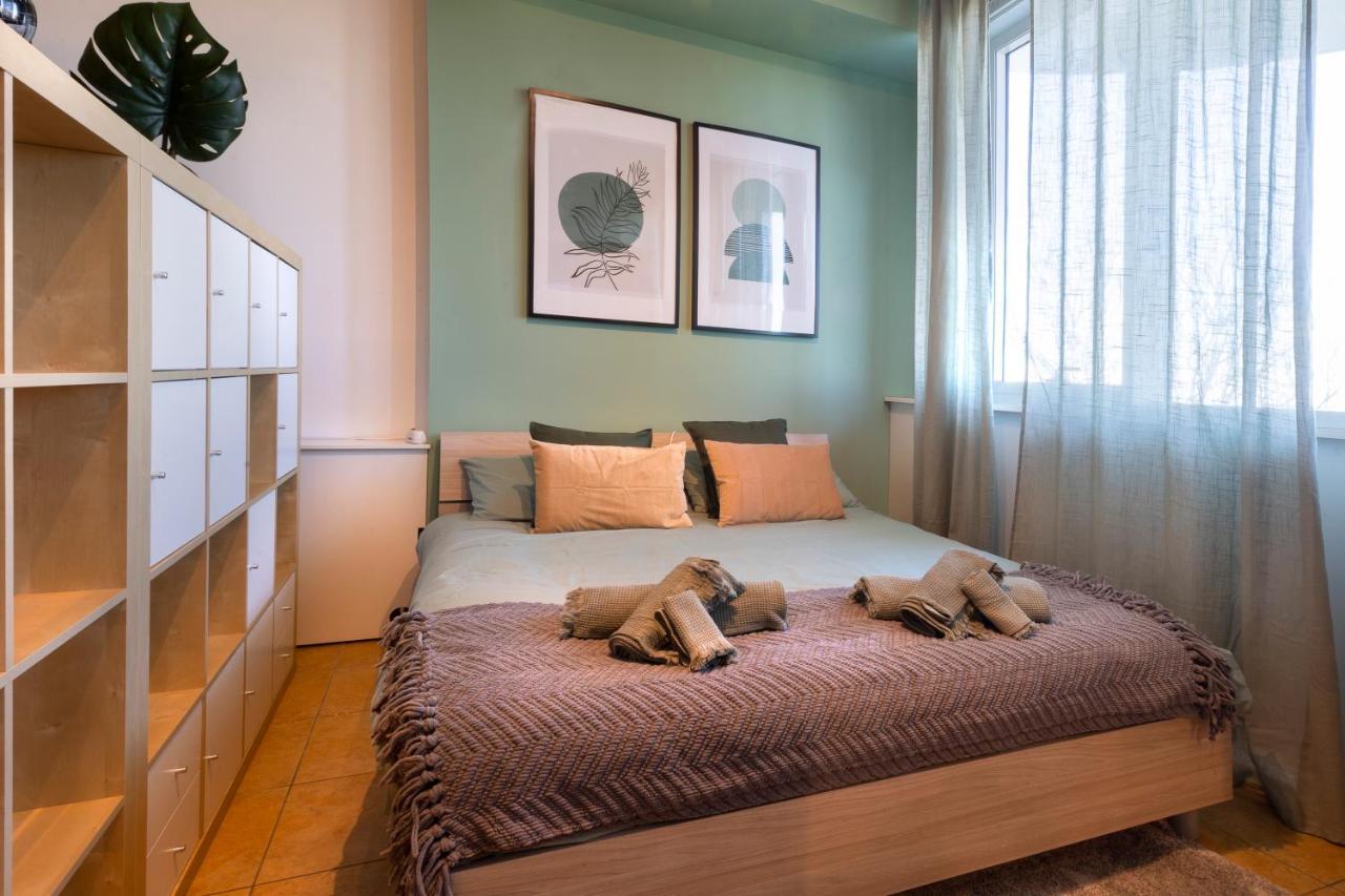 Cavour Elegante Loft In Centro Macerata Exterior foto